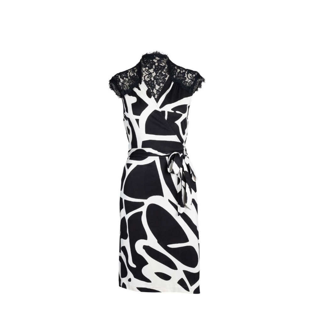 ✨🦋HOST PICK🦋✨Very rare*DianeVonFurstenberg dress.size 0 but fits from XS to M.